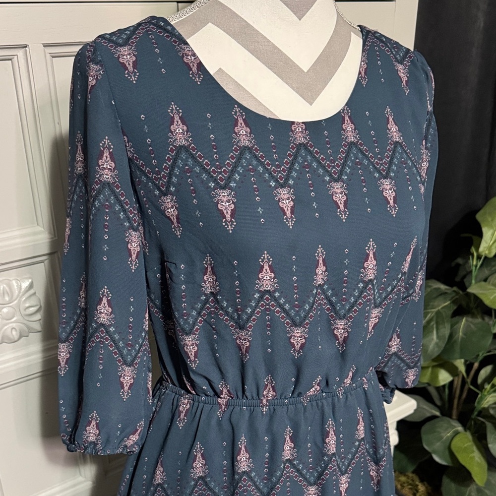 Maurices Teal and Pink/Purple Patterned Dress Size XS - Picture 2 of 11